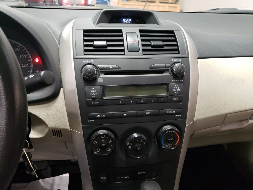 2013 Toyota Corolla LE